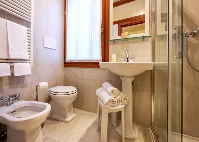 House 5286 Venise