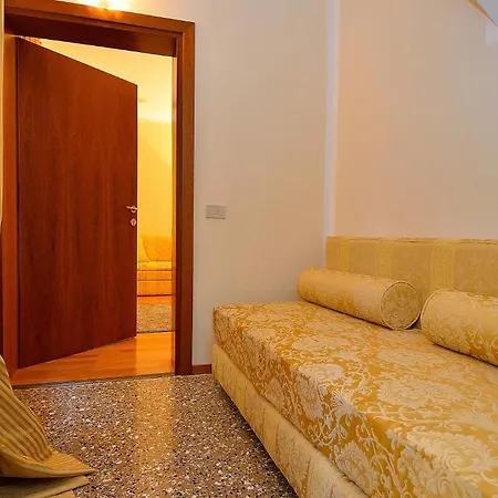 House 5286 * Venedig