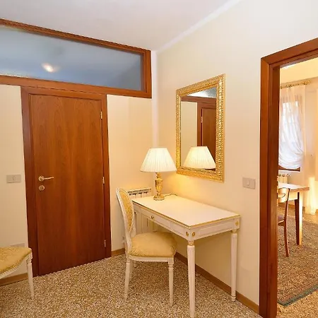 House 5286 Apartman *